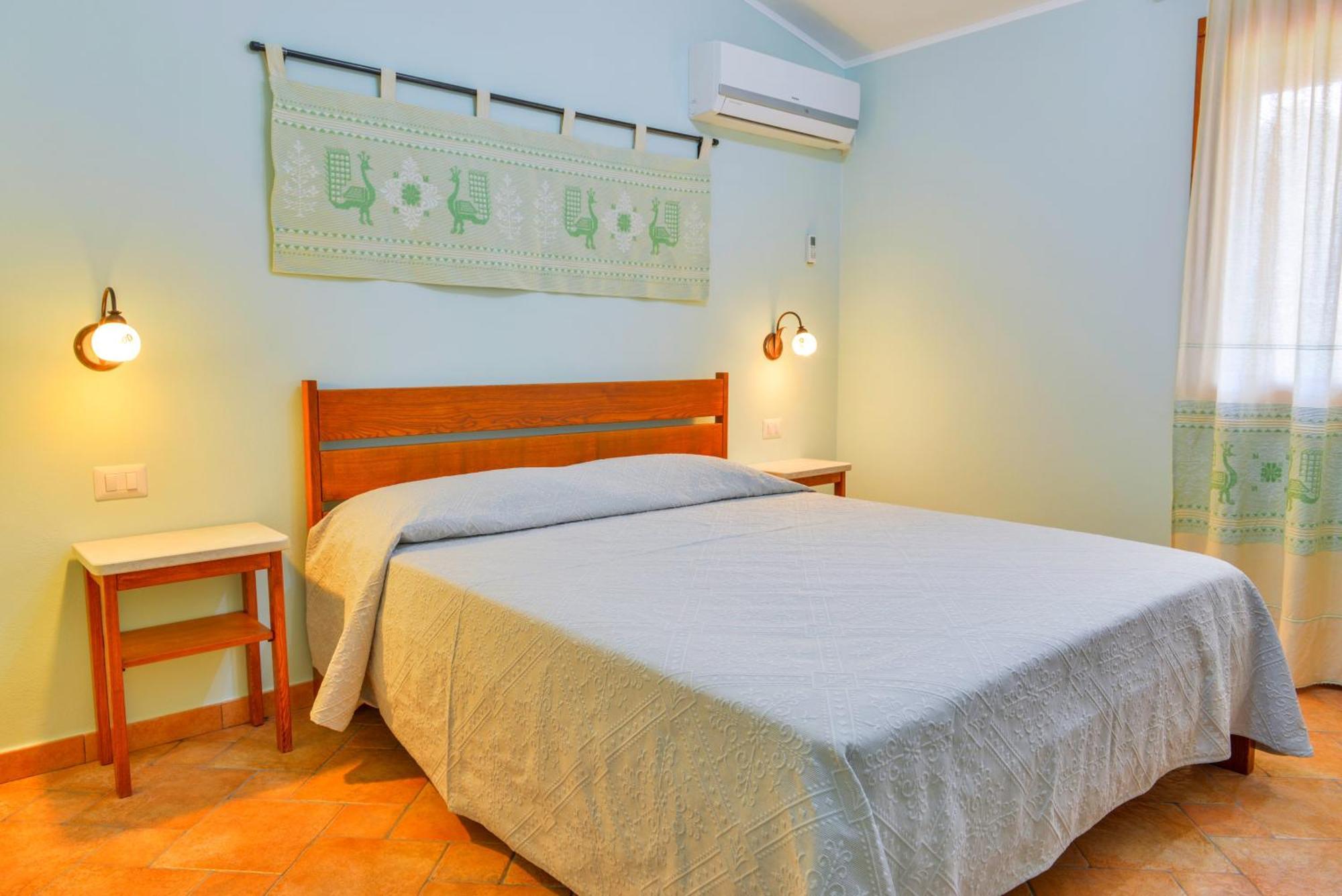 Nuraghe Bianco Bed & Breakfast Santa Maria la Palma Dış mekan fotoğraf