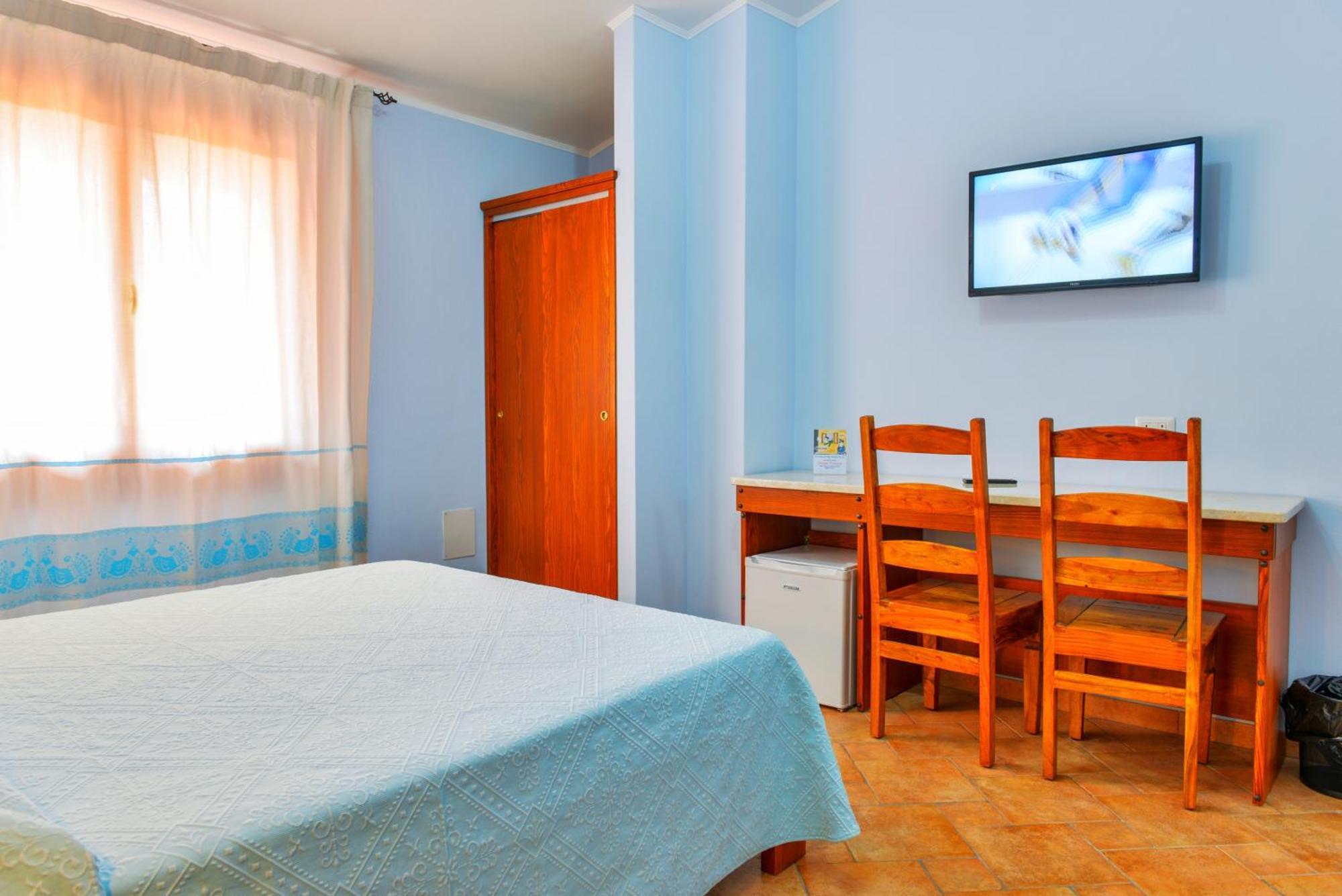 Nuraghe Bianco Bed & Breakfast Santa Maria la Palma Dış mekan fotoğraf