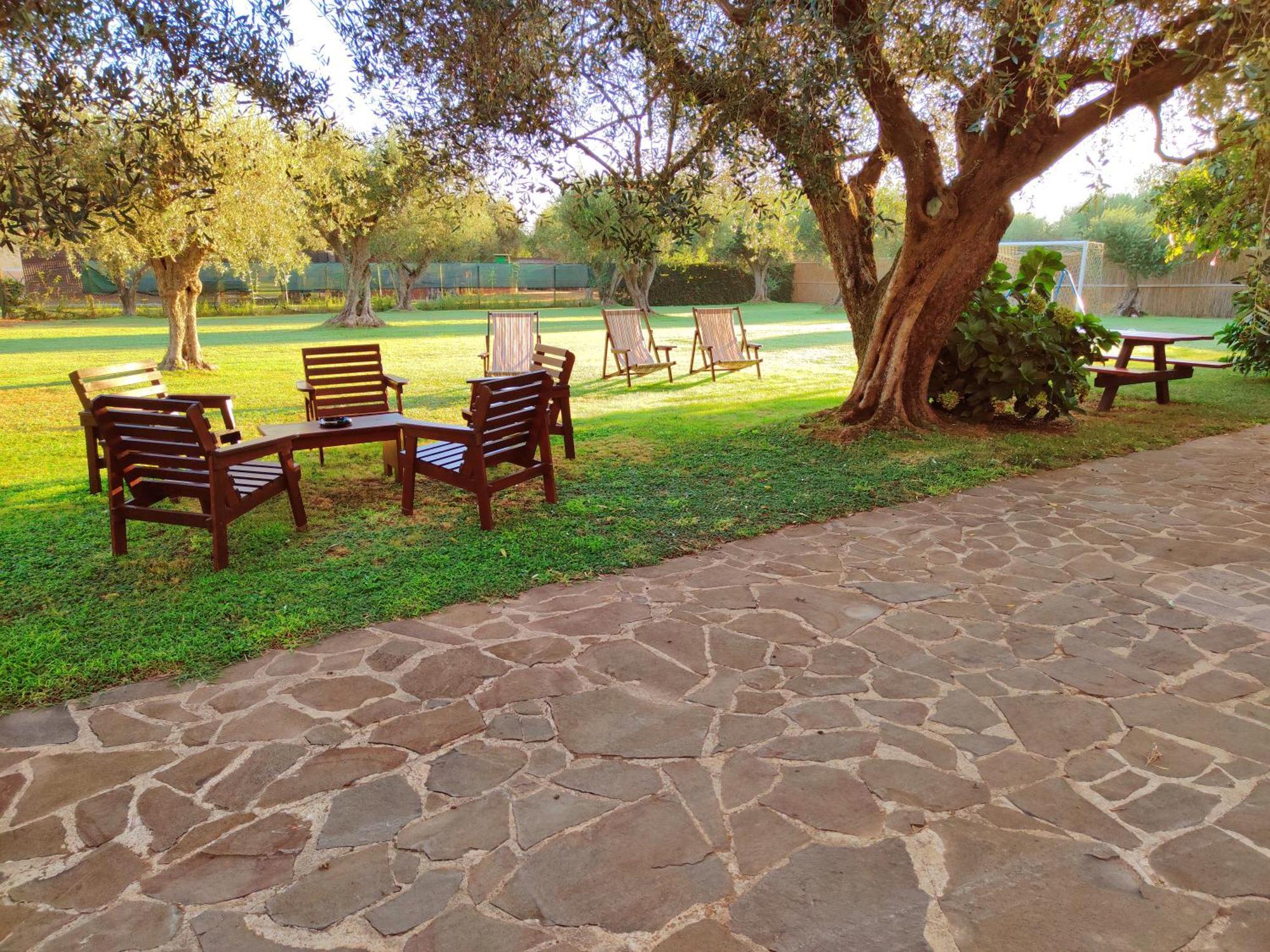 Nuraghe Bianco Bed & Breakfast Santa Maria la Palma Dış mekan fotoğraf