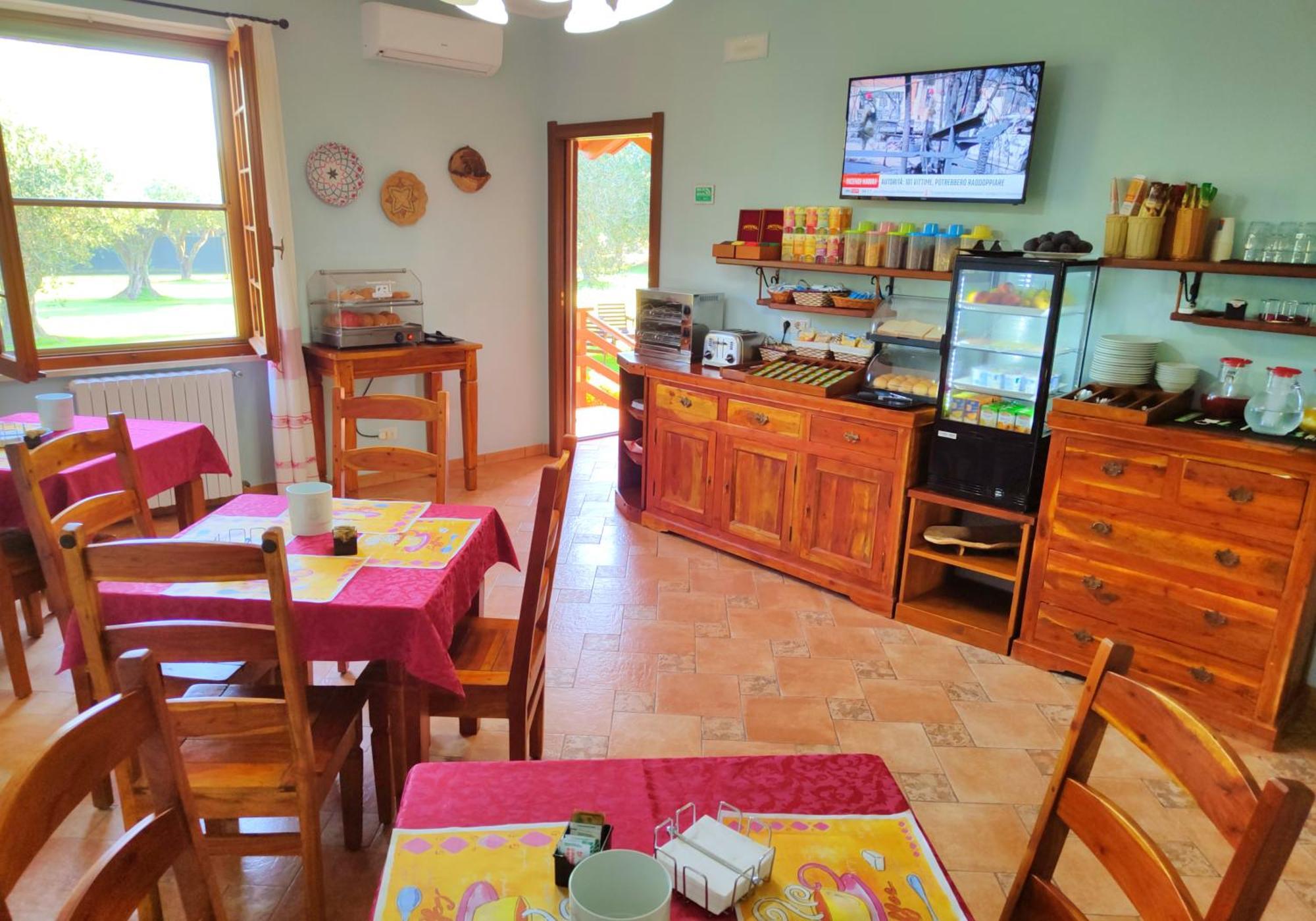 Nuraghe Bianco Bed & Breakfast Santa Maria la Palma Dış mekan fotoğraf